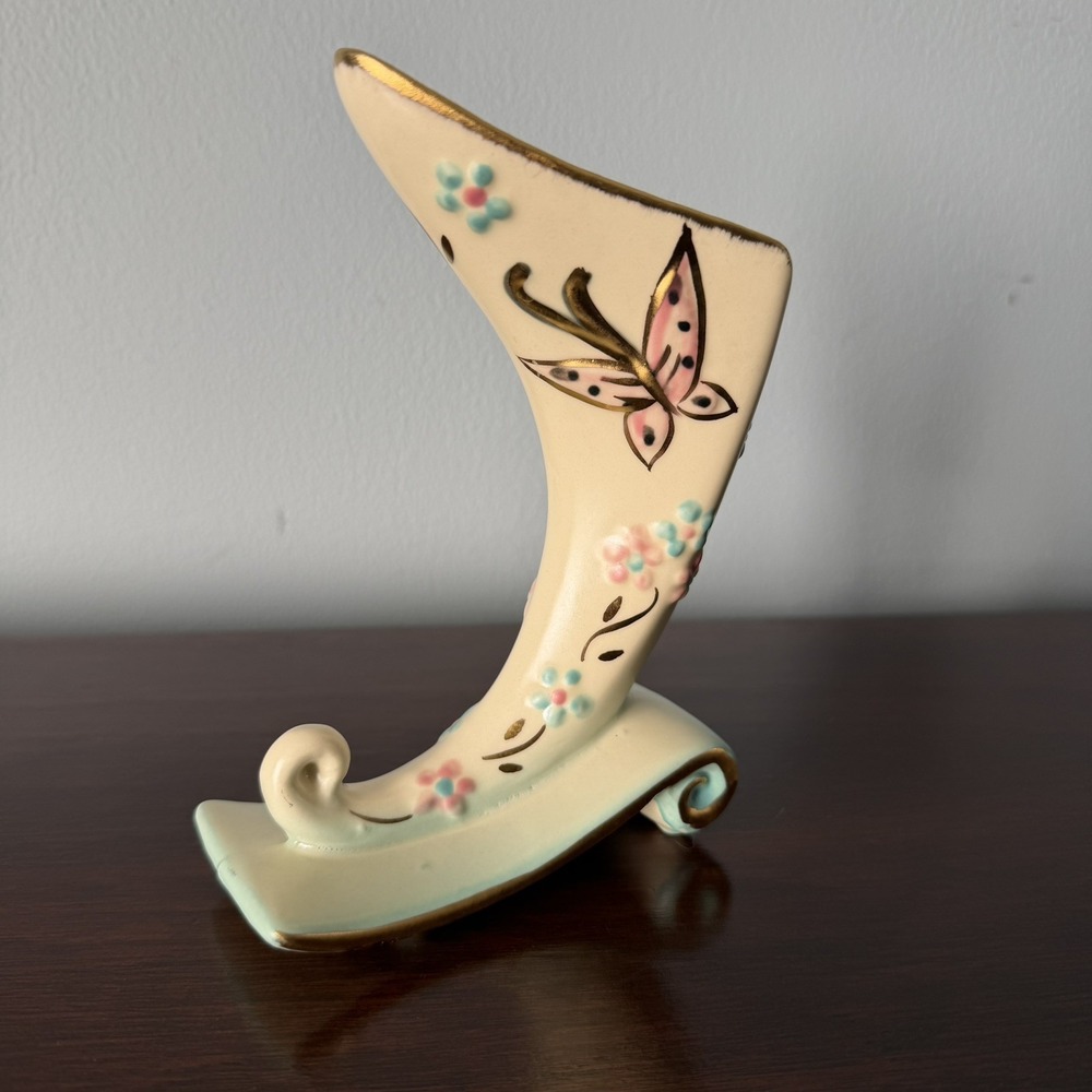 Vintage Hull Butterfly Vase B2 Cornucopia Floral Motif Gold Trim 1956 Teal
